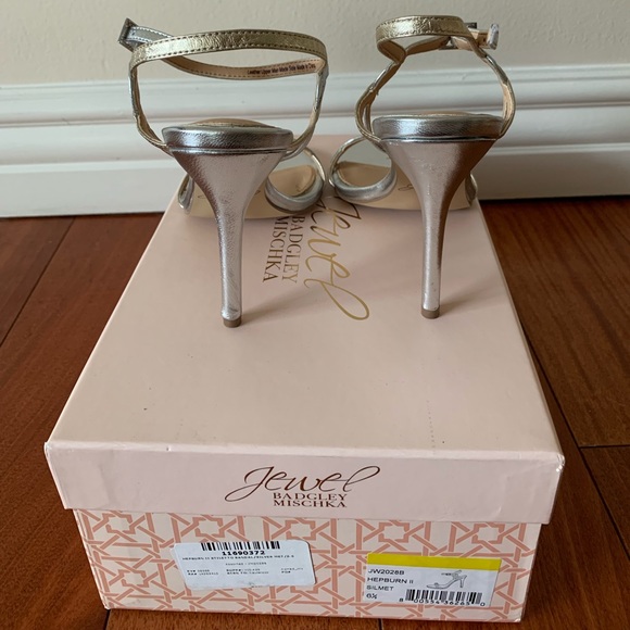 Jewel Badgley Mischka Sandals - Picture 4 of 7